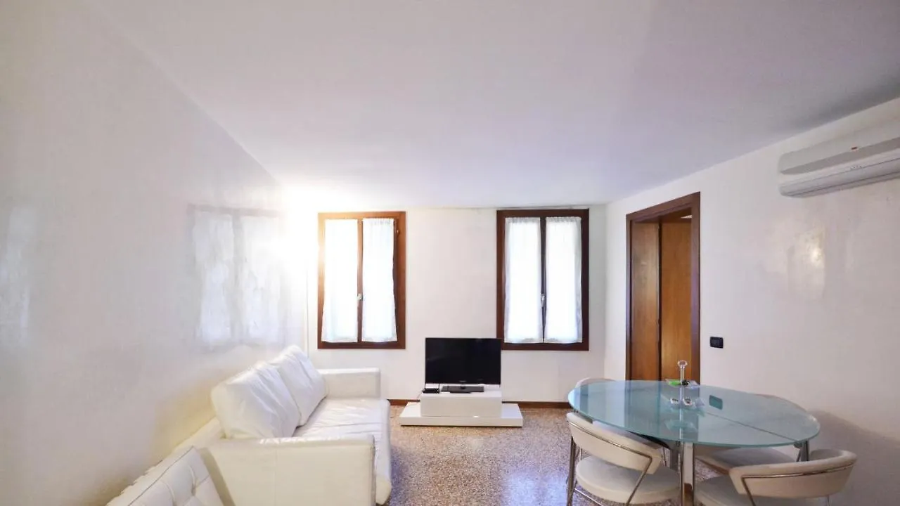 Residenza Ai Do Mori Apartment Venice 0*,  Italy